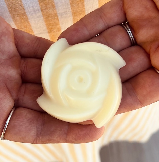 natural beeswax and oils massage bar